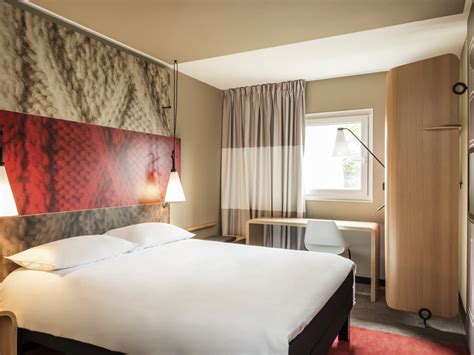 ibis defense|Hôtel 3 étoiles à Paris .